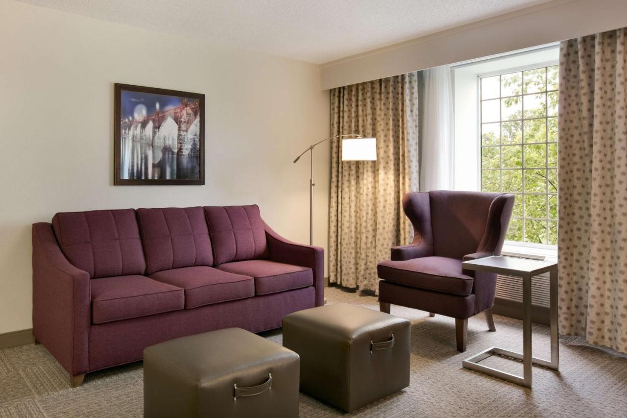 Hotel Hampton &